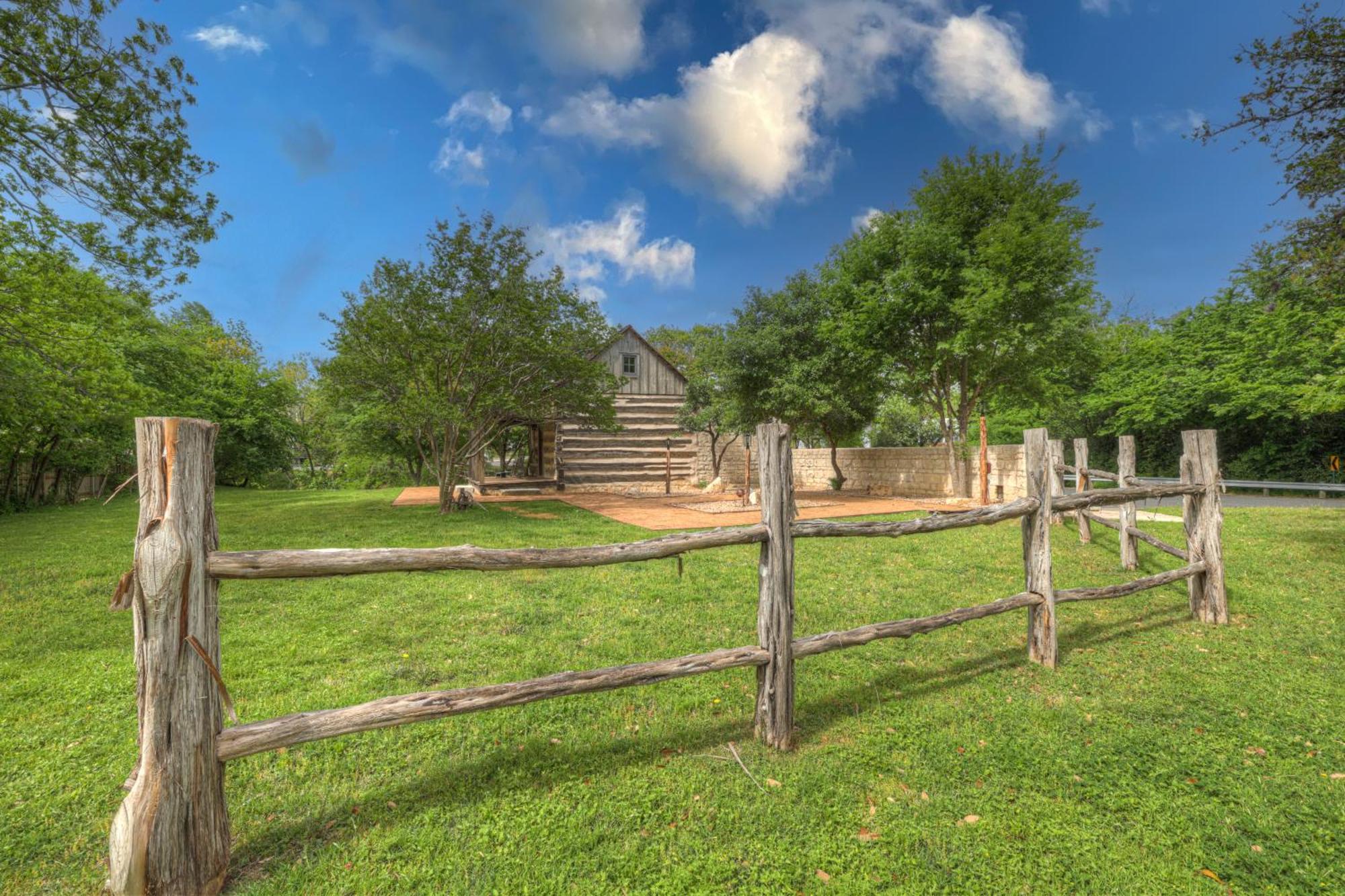 Town Creek Cabin Walk To Main St Villa Fredericksburg Kültér fotó